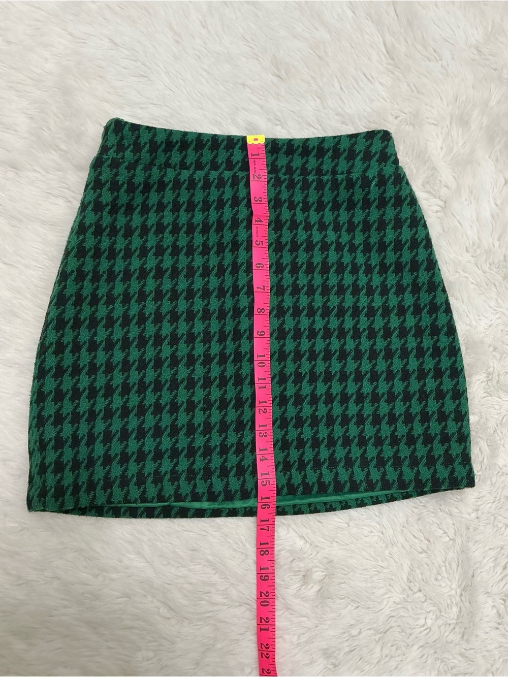 SHEIN - Green & Black Houndstooth Knit Vest Set - Picture 4 of 14